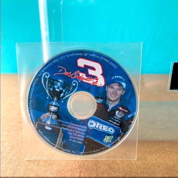 Dale Earnhardt Jr. #3 2002 Revell Oreo/Ritz 1:24 scale car - Picture 6 of 9